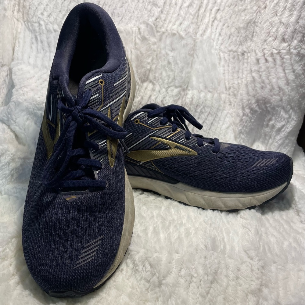 Brooks Mens Adrenaline GTS 19 Running Shoe Blue US Size 11